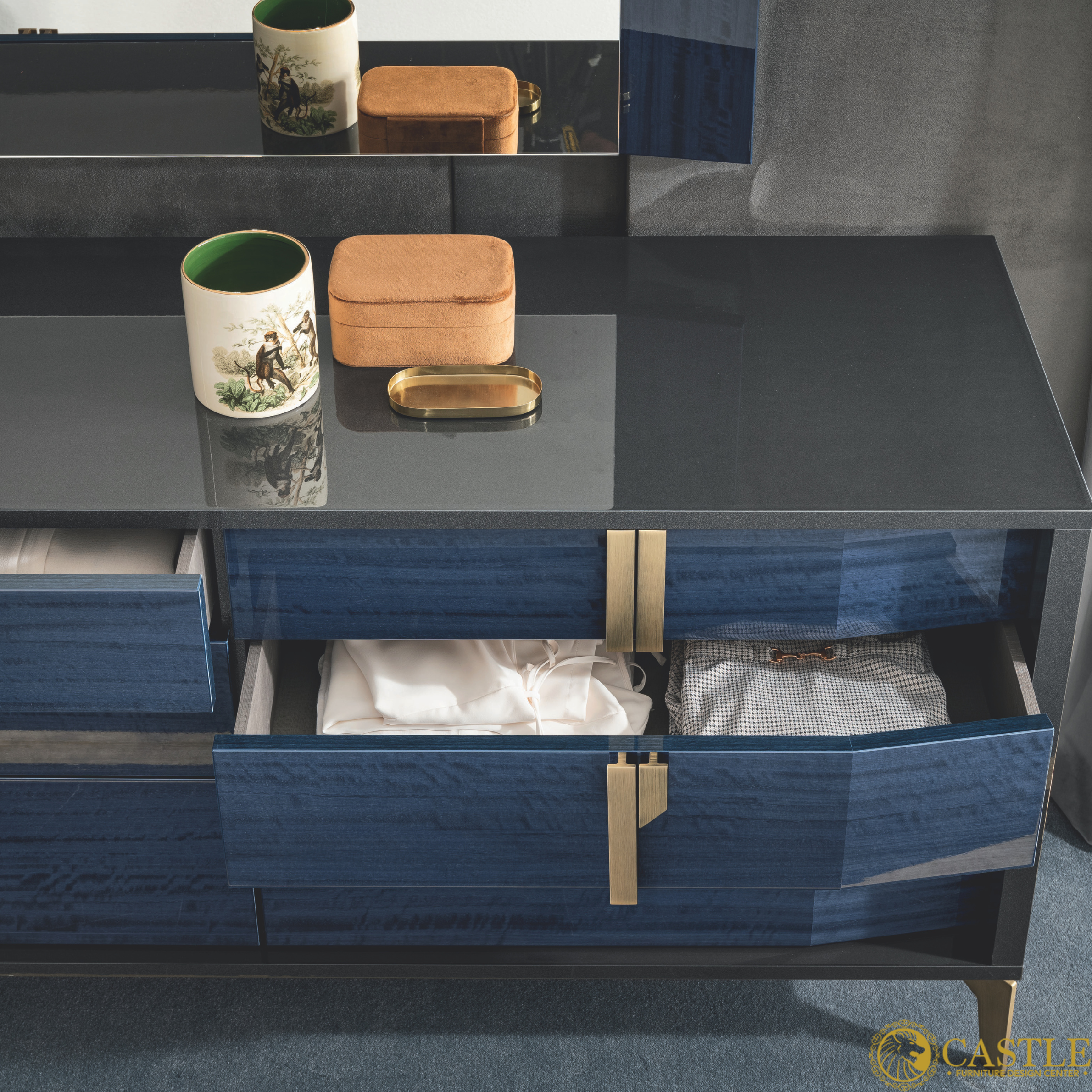Oceanum Dresser