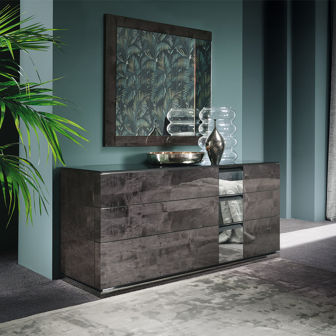 Heritage Bedroom Set